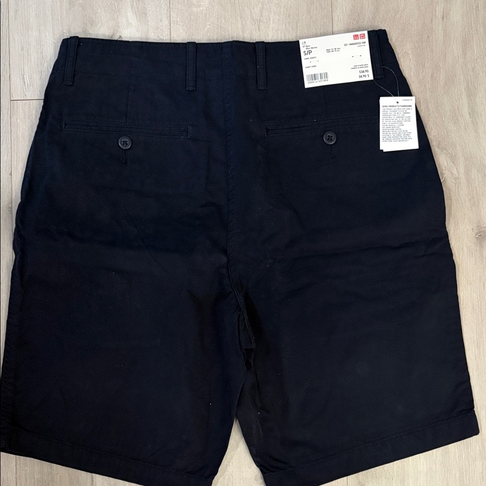 Uniqlo Men's Navy Flat Front Shorts